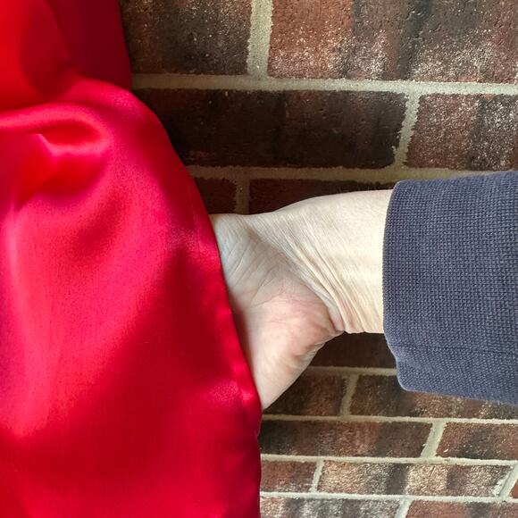 O/S NWT Vintage Victoria's Secret Gold Label Satin Robe Cherry Red Lace Beaded - Picture 7 of 9